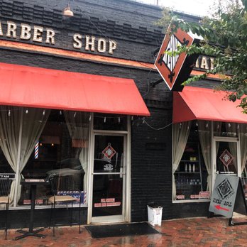 Flavaz Styling Team storefront on Main Street, Lithonia, GA